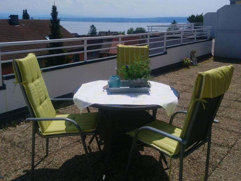 Lakeview Penthouse Meersburg Bagian luar foto