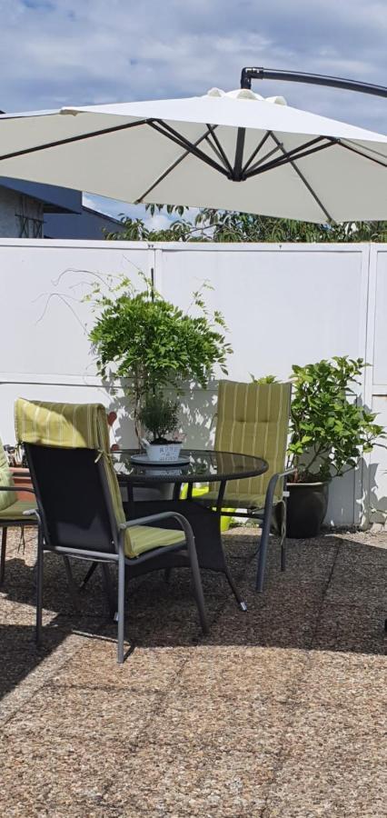 Lakeview Penthouse Meersburg Bagian luar foto