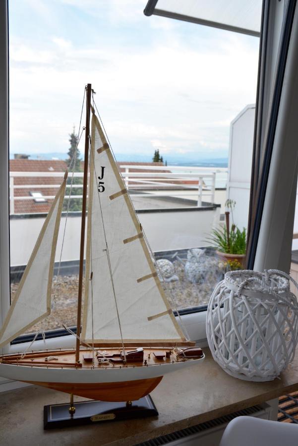 Lakeview Penthouse Meersburg Bagian luar foto